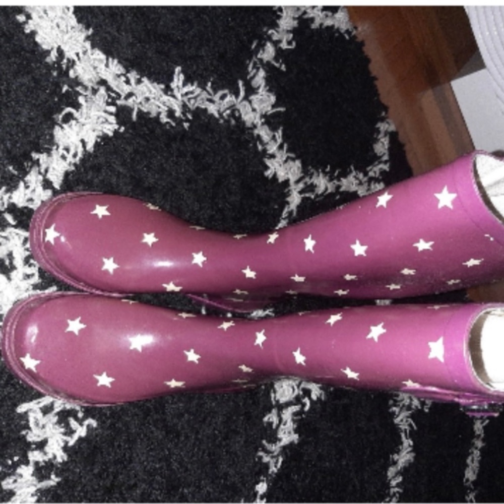 Tuff rain boots  purple